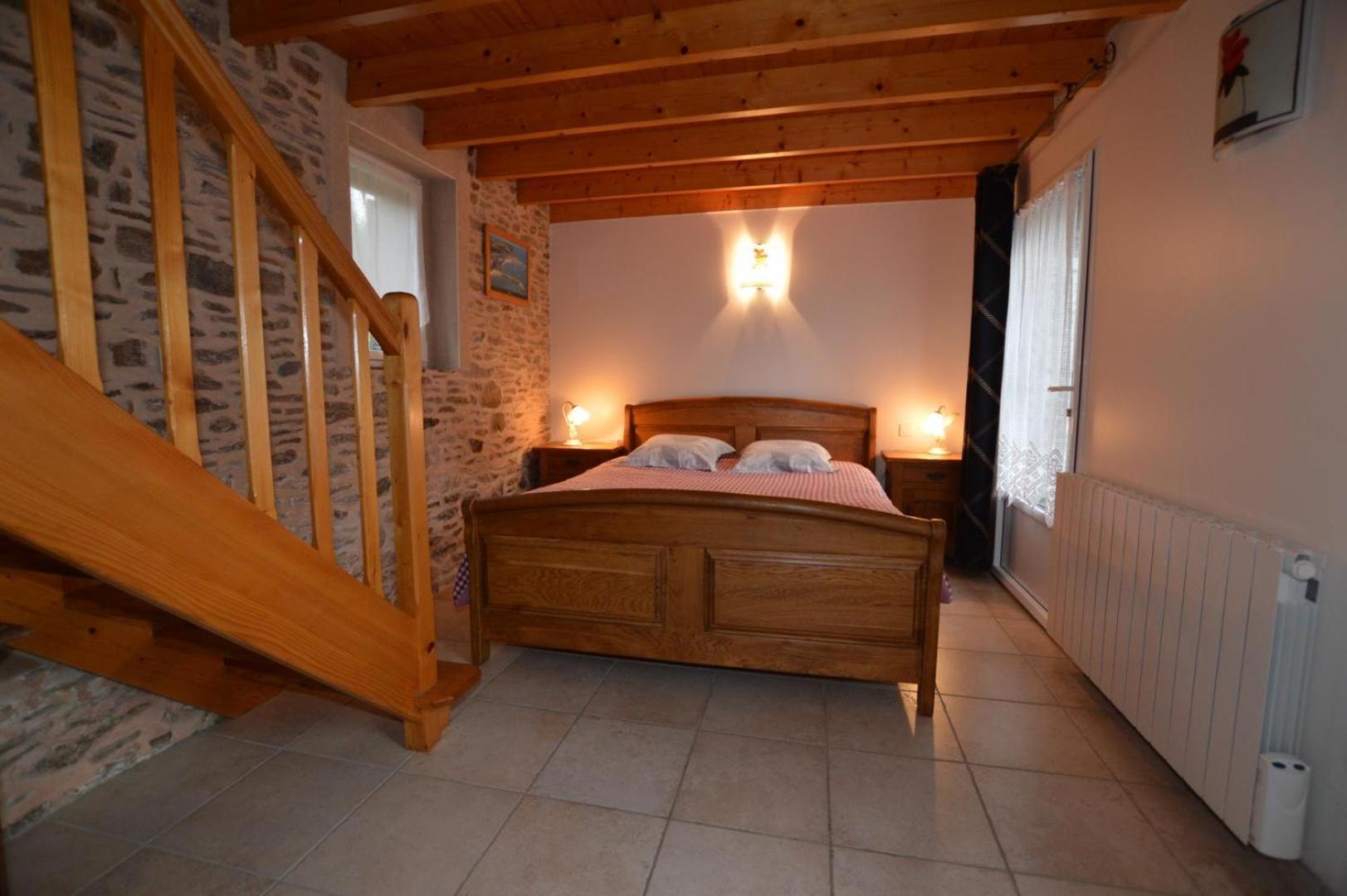 Bed and Breakfast La Pahorie Сен-Мелуар-дез-Онд Екстер'єр фото